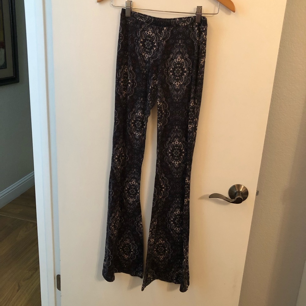 Flowy printed blue pants